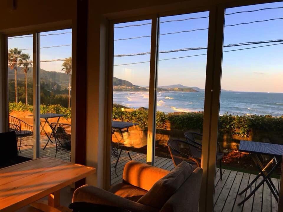 Guesthouse ＆ Beach Cafe Fuego Hyuga Luaran gambar